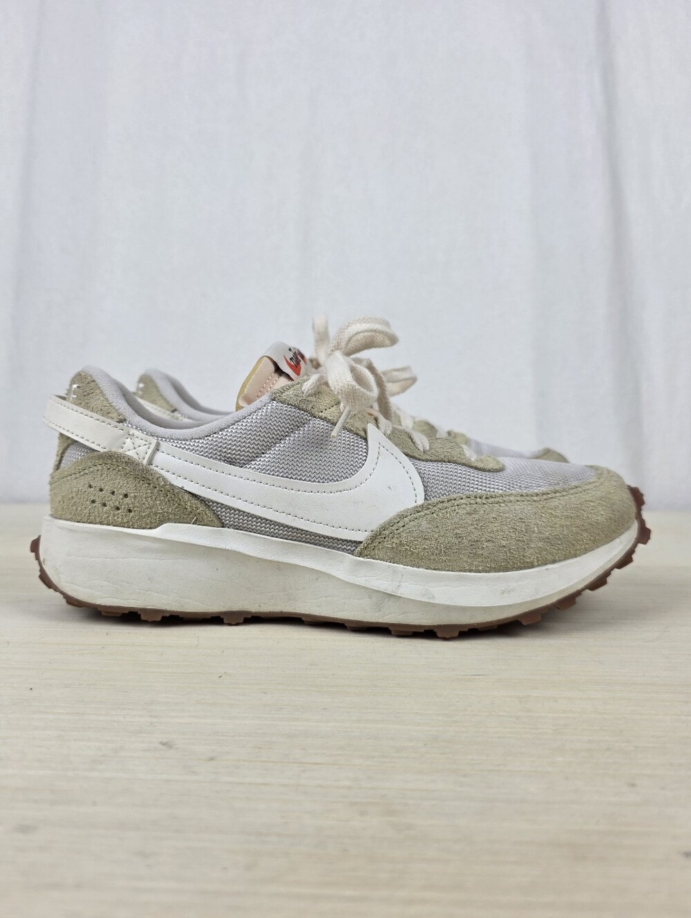 Nike Waffle Debut Vintage Light Bone Sail DX2931-001 Women 8 Retro Running Shoes